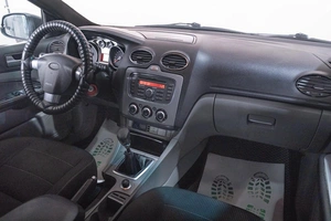 Седан Ford Focus 2009 года, 679000 рублей, Томск