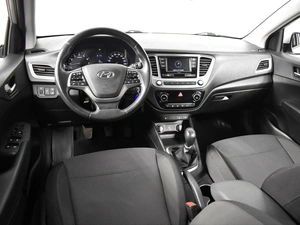 Седан Hyundai Solaris 2019 года, 1337900 рублей, Казань