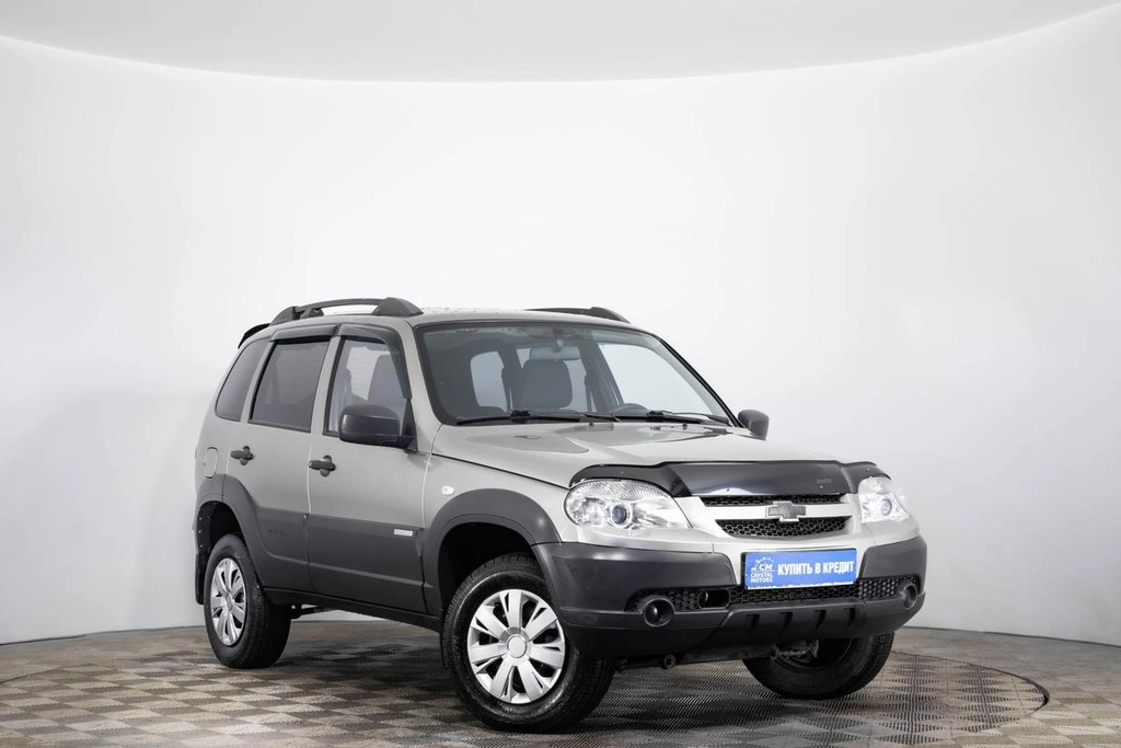 Внедорожник Chevrolet Niva 2015 года, 599000 рублей, Пермь