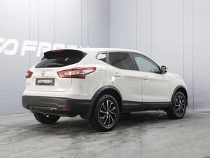 Внедорожник Nissan Qashqai 2018 года, 1940000 рублей, Омск