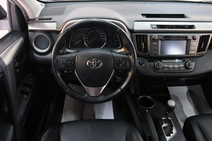 Внедорожник Toyota RAV4 2014 года, 2599000 рублей, Омск