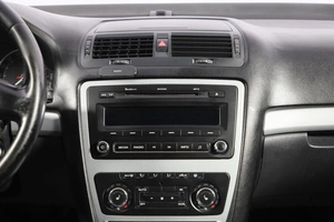 Лифтбек Skoda Octavia 2013 года, 899000 рублей, Новосибирск