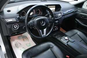 Седан Mercedes-benz E-класс 2012 года, 1998000 рублей, Солонцы