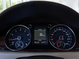 Седан Volkswagen Passat 2012 года, 950000 рублей, Волгоград