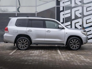 Внедорожник Toyota Land Cruiser 2010 года, 3390000 рублей, Краснодар