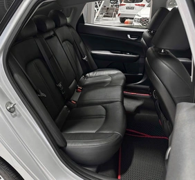 Седан Kia Optima 2018 года, 1897000 рублей, Красноярск