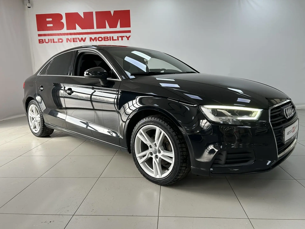 Седан Audi A3 2019 года, 2050000 рублей, Смоленск