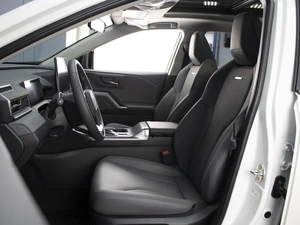 Внедорожник Toyota RAV4 2025 года, 4890000 рублей, Омск