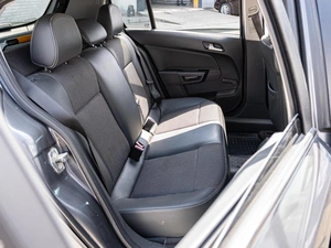 Хетчбэк Opel Astra 2008 года, 585000 рублей, Краснодар