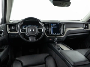 Внедорожник Volvo XC60 2018 года, 3649050 рублей, Москва