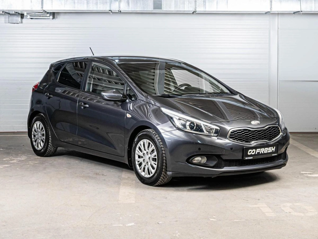 Хетчбэк Kia Ceed 2013 года, 899000 рублей, Ставрополь