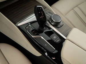 Седан BMW 5 серия 2017 года, 3151999 рублей, Москва