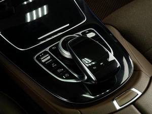 Седан Mercedes-benz E-класс 2016 года, 2427030 рублей, Тюмень