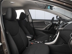 Седан Hyundai Elantra 2014 года, 860000 рублей, Омск