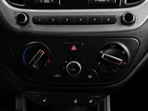 Седан Hyundai Solaris 2017 года, 1280000 рублей, Тюмень