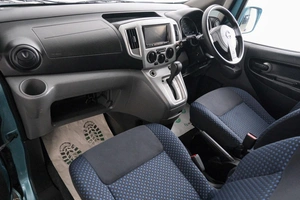 Минивэн Nissan NV200 2010 года, 1119000 рублей, Красноярск