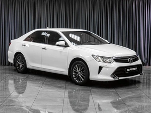 Седан Toyota Camry 2015 года, 2569000 рублей, Тюмень