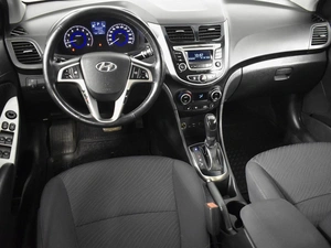 Седан Hyundai Solaris 2016 года, 1298900 рублей, Казань