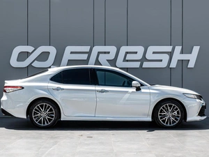 Седан Toyota Camry 2021 года, 3450000 рублей, Краснодар