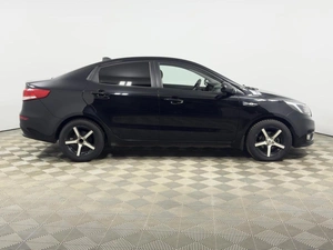 Седан Kia Rio 2017 года, 749100 рублей, Казань