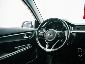 Хетчбэк Kia Rio X-Line 2020 года, 1569000 рублей, Красноярск