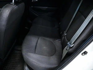Седан Kia Rio 2012 года, 850000 рублей, Красноярск