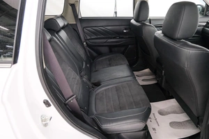 Внедорожник Mitsubishi Outlander 2018 года, 2339000 рублей, Красноярск