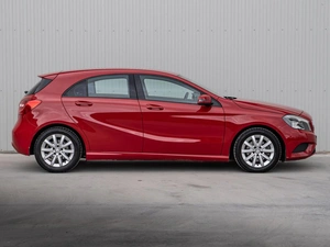 Хетчбэк Mercedes-benz A-класс 2015 года, 1685000 рублей, Краснодар