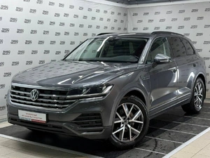 Внедорожник Volkswagen Touareg 2019 года, 4550000 рублей, Красноярск