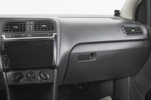 Седан Volkswagen Polo 2017 года, 949000 рублей, Кемерово