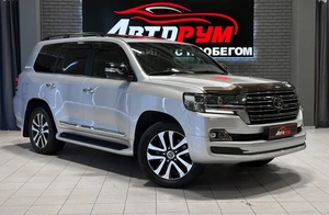 Внедорожник Toyota Land Cruiser 2018 года, 6900000 рублей, Красноярск