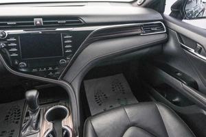 Седан Toyota Camry 2018 года, 3349000 рублей, Красноярск