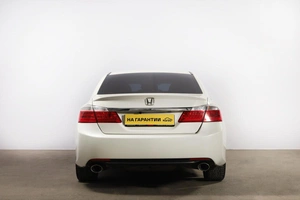 Седан Honda Accord 2013 года, 1949000 рублей, Новосибирск