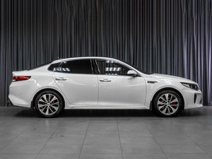Седан Kia Optima 2017 года, 1929000 рублей, Тюмень