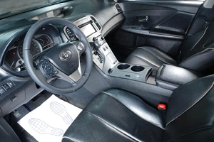 Внедорожник Toyota Venza 2013 года, 2299000 рублей, Тюмень