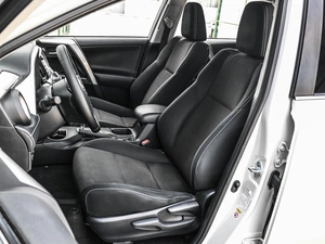 Внедорожник Toyota RAV4 2016 года, 1999000 рублей, Кирилловка