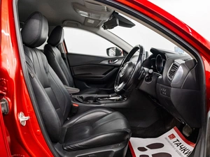 Хетчбэк Mazda Axela 2018 года, 1500000 рублей, Красноярск