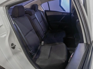 Седан Mazda 3 2011 года, 819000 рублей, Тюмень