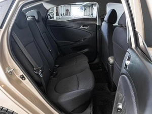 Седан Hyundai Solaris 2013 года, 879000 рублей, Ставрополь