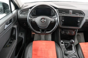 Внедорожник Volkswagen Tiguan 2019 года, 3099000 рублей, Красноярск