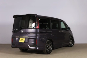 Минивэн Honda Stepwgn 2015 года, 2069000 рублей, Новосибирск