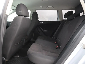 Универсал Volkswagen Passat 2010 года, 970000 рублей, Ижевск