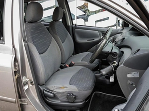 Хетчбэк Toyota Vitz 2003 года, 465000 рублей, Краснодар