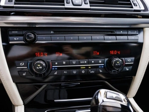 Седан BMW 7 серия 2010 года, 2080000 рублей, Большой Сочи