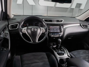Внедорожник Nissan X-Trail 2017 года, 2200000 рублей, Тюмень