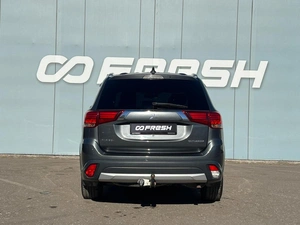 Внедорожник Mitsubishi Outlander 2017 года, 1950000 рублей, Ижевск