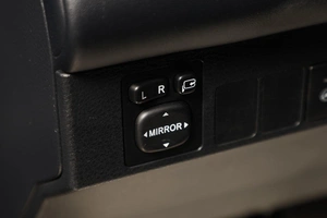 Внедорожник Toyota RAV4 2017 года, 2599000 рублей, Новосибирск