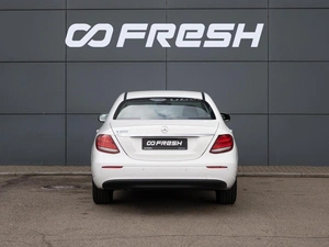 Седан Mercedes-benz E-класс 2019 года, 2650000 рублей, Краснодар