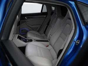Универсал Porsche Panamera Turbo 2017 года, 7499055 рублей, Москва
