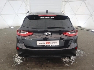 Хэтчбек Kia Ceed 2018 года, 1550000 рублей, Орёл